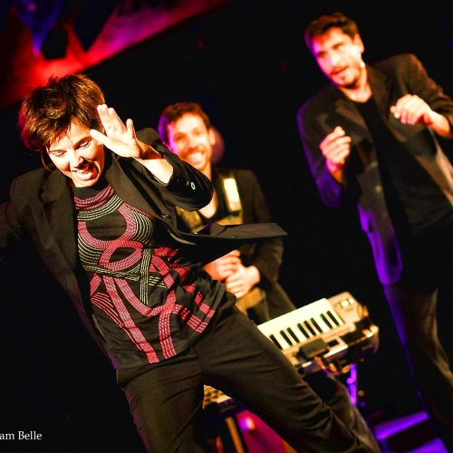 Soleo : Cie Les Entêtés & Zig Zag : Cie Alexandra N’Possee Parvis des Fiz Passy