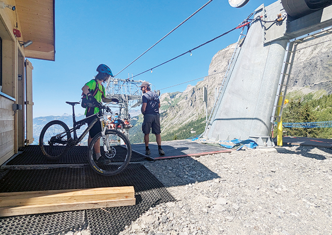 Station Passy Plaine-Joux, hiver comme été, VTT